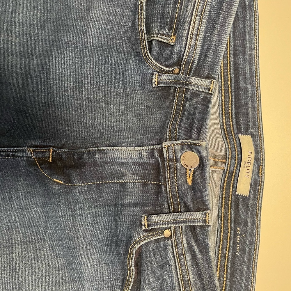 Fidelity Classic Blue Jeans